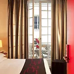 Villathena Paris