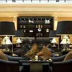 Villathena Paris