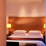 Villathena 3* Paris