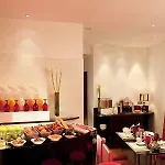 Hotel Villathena Paris
