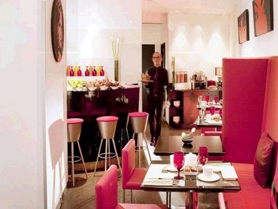 Hotel Villathena Paris