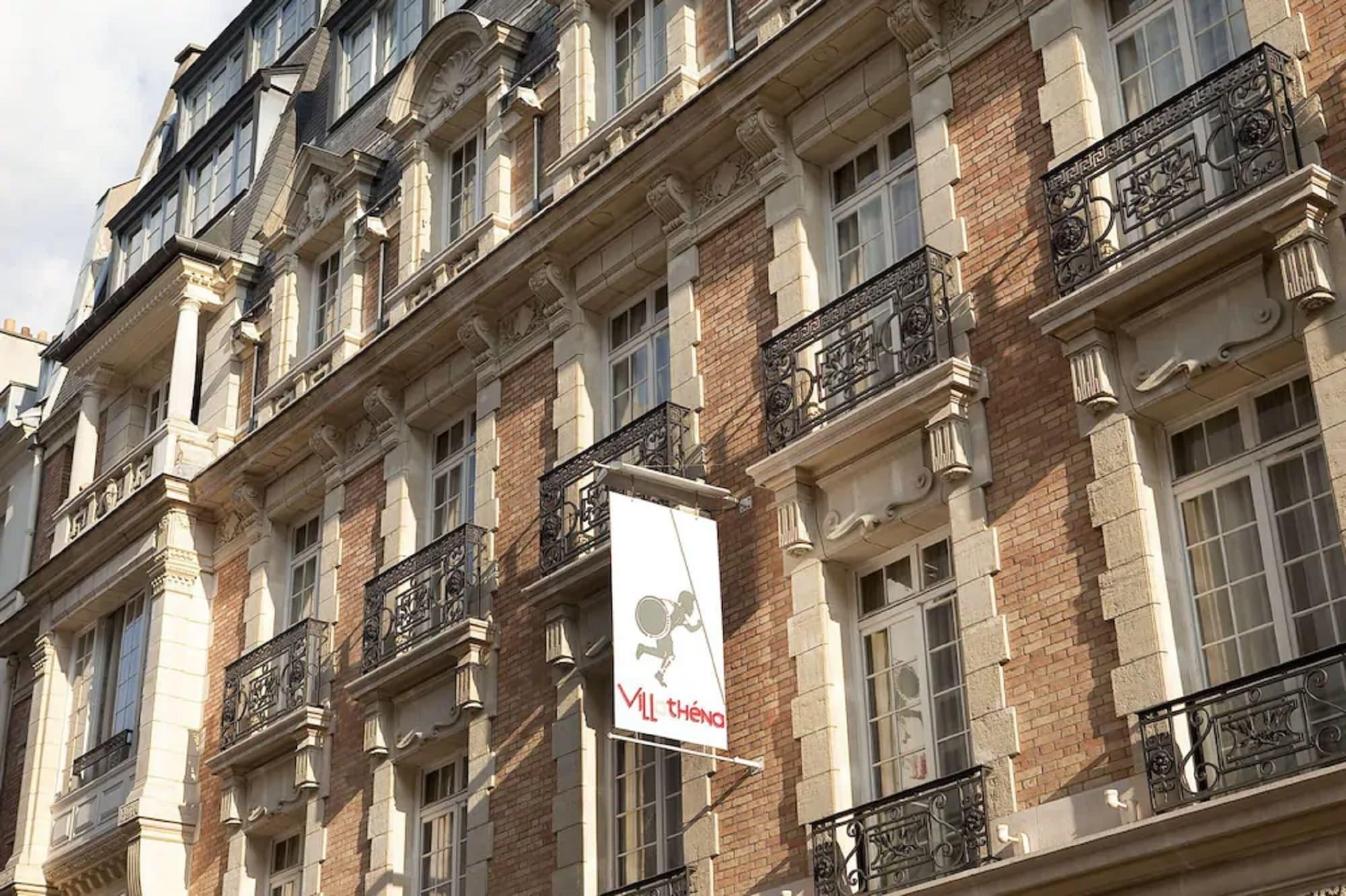 Villathena Parigi