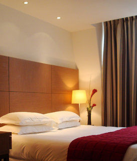 Villathena Parigi